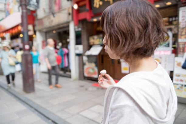 istock cute Japanese girl 890218362