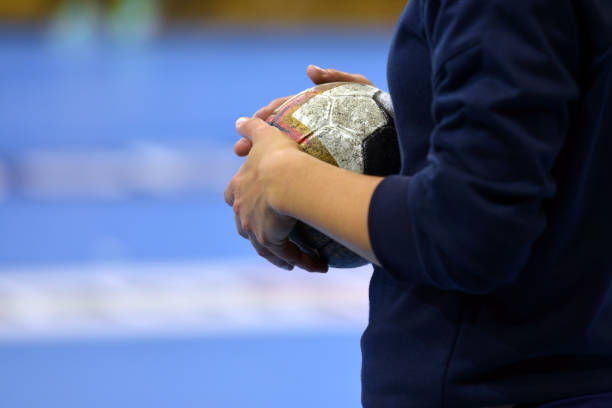 weibliche handballspieler - frankreich wm stock-fotos und bilder