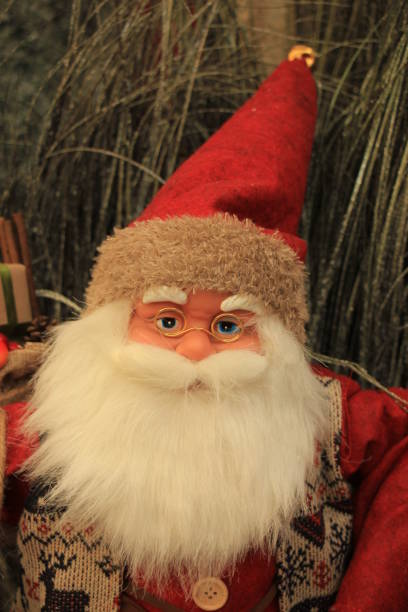 istock Santa Claus figurine 890365742