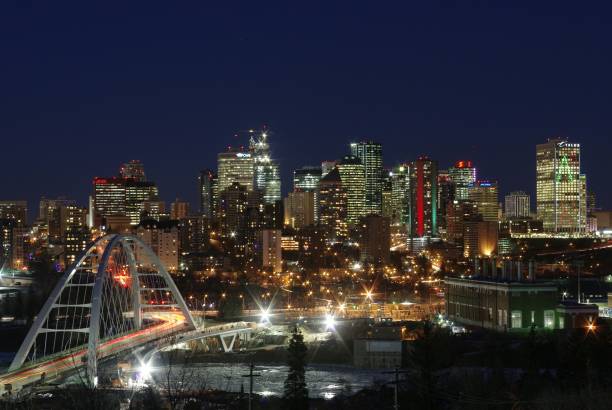 edmonton - north saskatchewan river fotografías e imágenes de stock