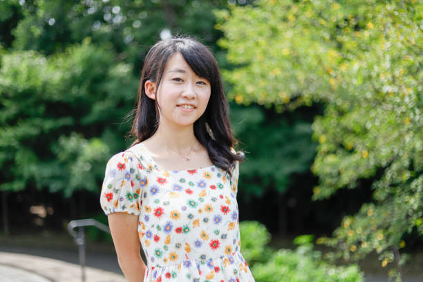 istock cute Japanese girl 890518844