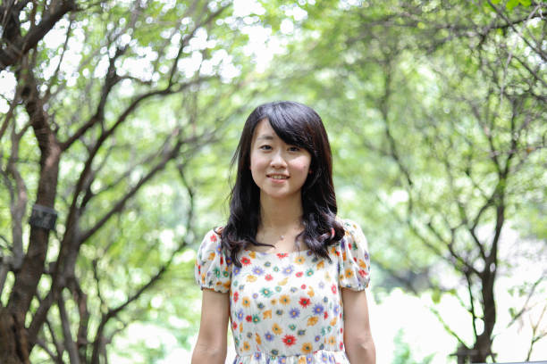 istock cute Japanese girl 890524054