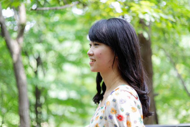 istock cute Japanese girl 890526452