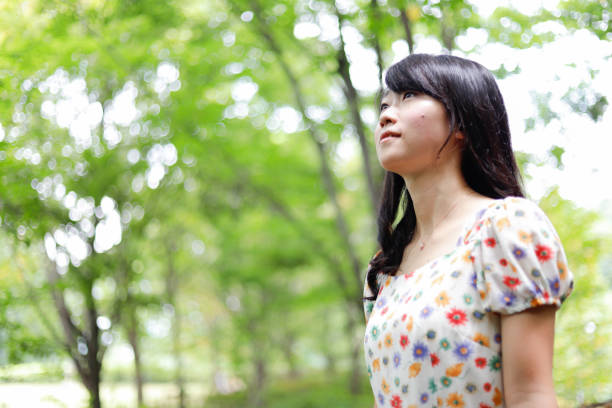 istock cute Japanese girl 890528830