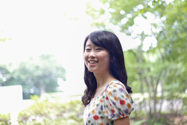 istock cute Japanese girl 890531256