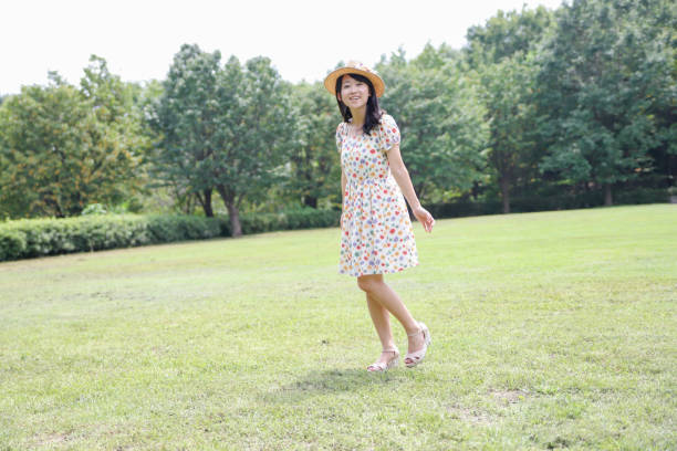 istock cute Japanese girl 890546080