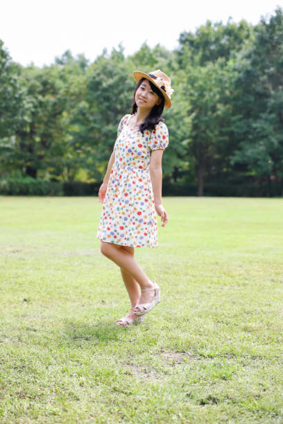 istock cute Japanese girl 890554594