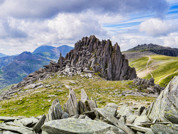Castlle of the Winds Snowdonia National Park Wales UK Castle of the Winds, Castell y Gwynt, the famous summit on the Glyders ridge, Snowdonia National Park, North Wales, UK. snowdonia national park stock pictures, royalty-free photos & images