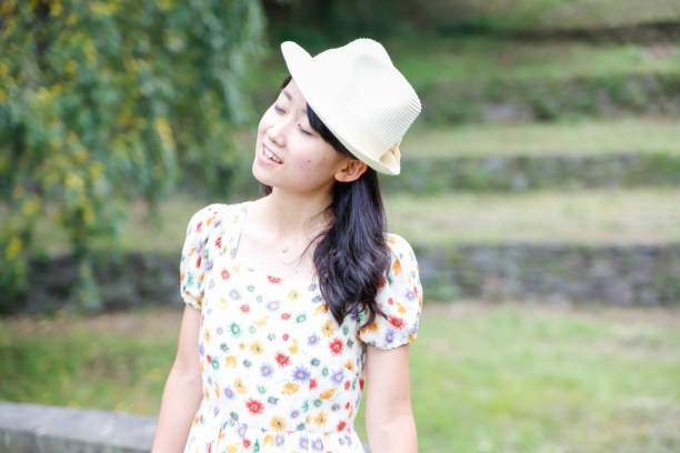 istock cute Japanese girl 890586566