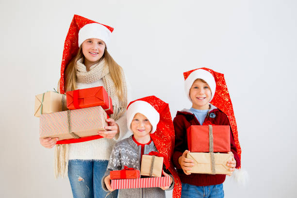 istock Kids celebrating christmas 890597756