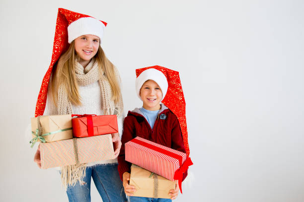 istock Kids celebrating christmas 890598168
