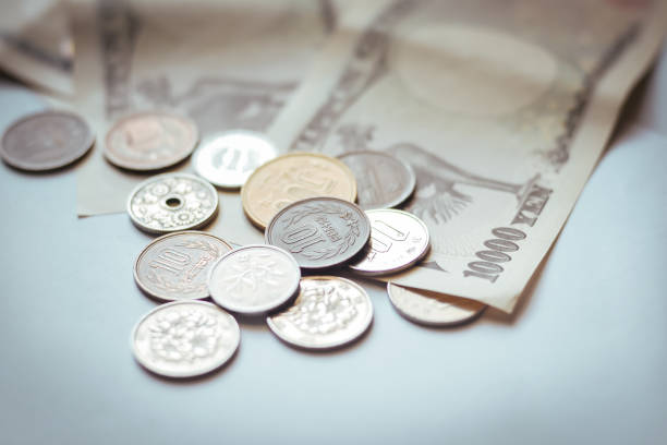 istock Japan Banknotes & Coins for business 890603642