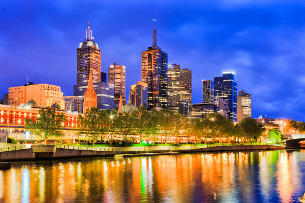 istock Me CBD Bank Yarra Dark 890672134