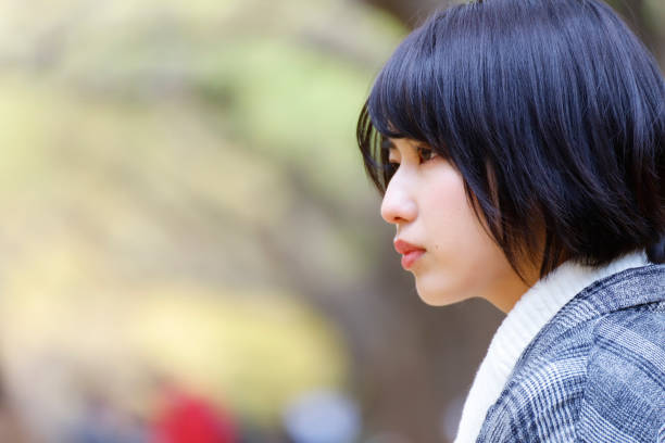 istock cute Japanese girl 890699568