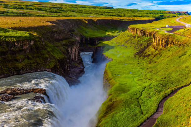 istock Huge masses of water 890786398