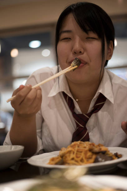 istock cute Japanese girl 890883892