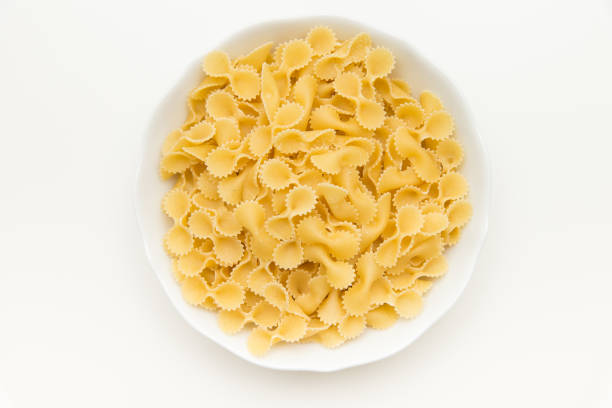 istock Cook the pasta in the bowl 890913864