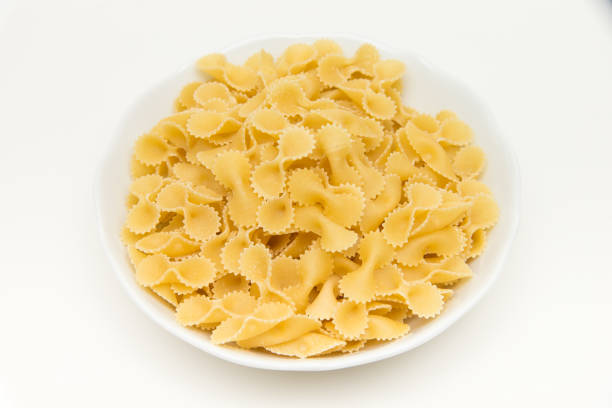 istock Cook the pasta in the bowl 890913908