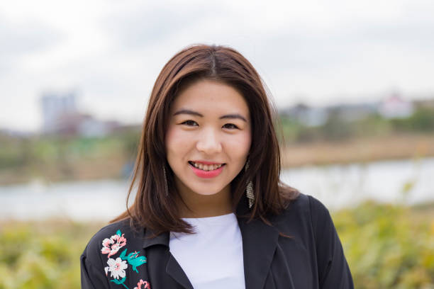 istock cute Japanese girl 890922782