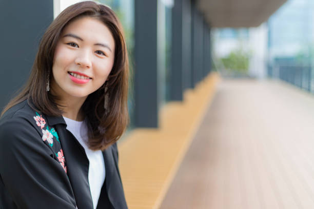 istock cute Japanese girl 890924178