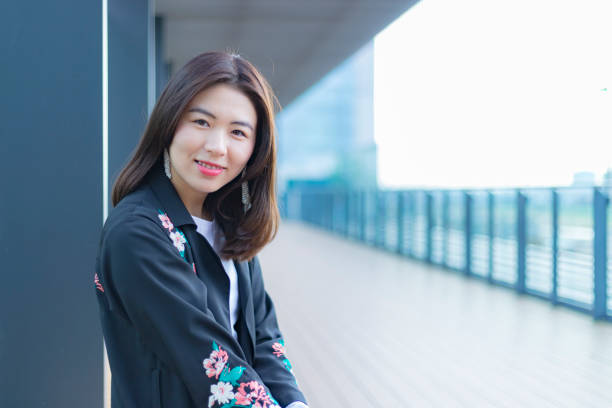 istock cute Japanese girl 890935756