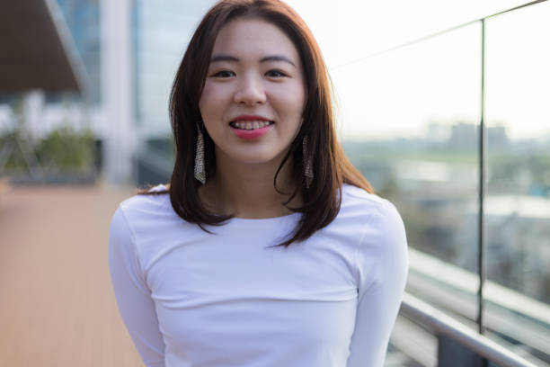 istock cute Japanese girl 890947216