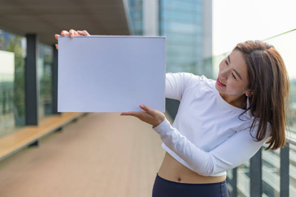 istock cute Japanese girl 890957398