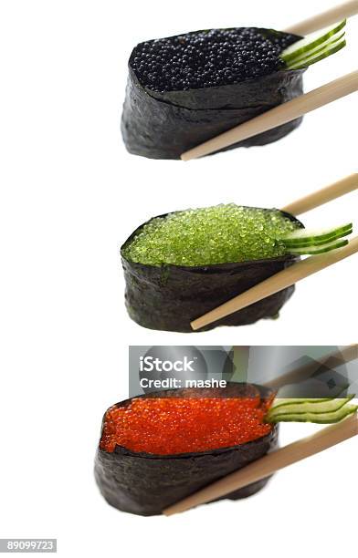 Sushi Con Palillos Chinos Foto de stock y más banco de imágenes de Aislado - Aislado, Alimento, Aperitivo - Plato de comida