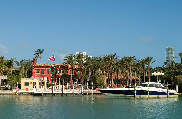 istock Motor Boat and House in Miami 89101696