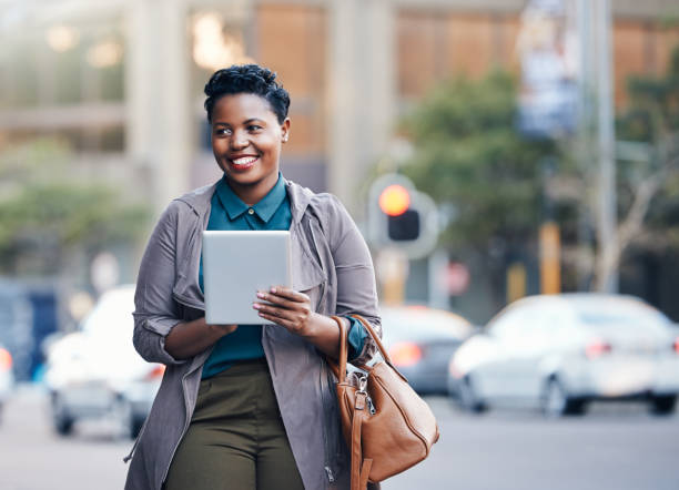 istock Getting to know her way around the city 891089406