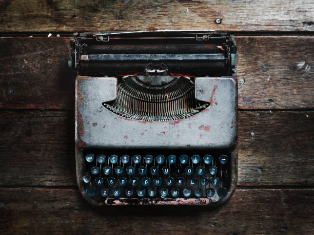 istock Aerial view of vintage typewriter 891129644