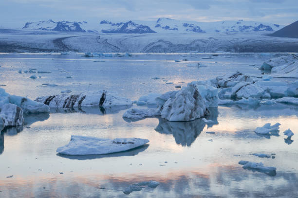 istock Landscape scenery with ice in Jokulsarlon,Iceland 891136028