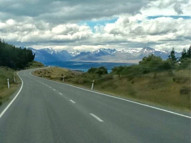 istock Street among the mountains 891274526