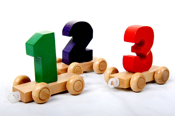 um dois três números de madeira - rummy leisure games number color image imagens e fotografias de stock