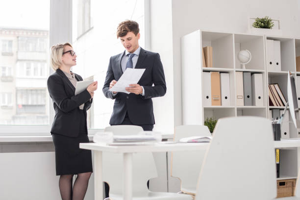 istock Business People in Office 891391140