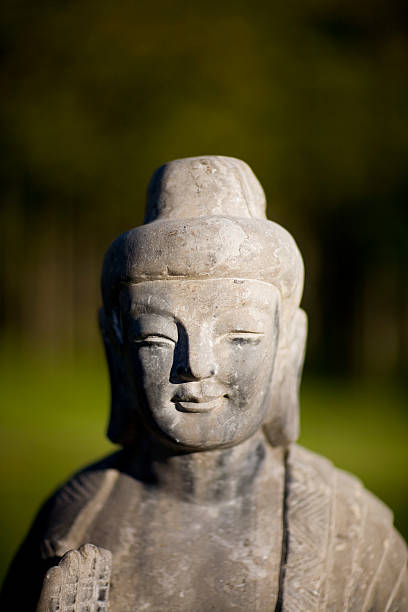 istock kuan yin portrait 89139569