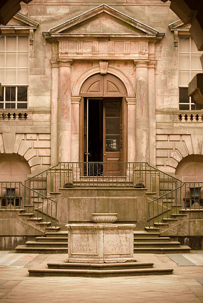 l'hôtel courtyard de lyme - stockport photos et images de collection