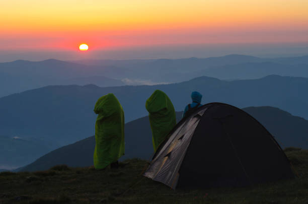 istock Beautiful and cold morning in mountains 891411526