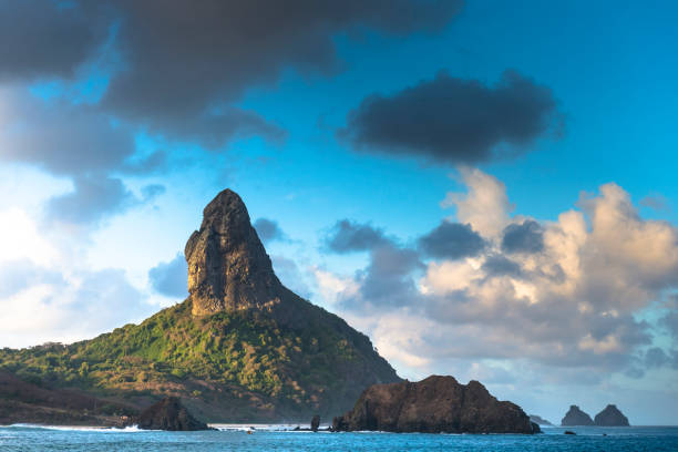 istock Fernando De Noronha - Brazil (Morro do Pico) 891425514