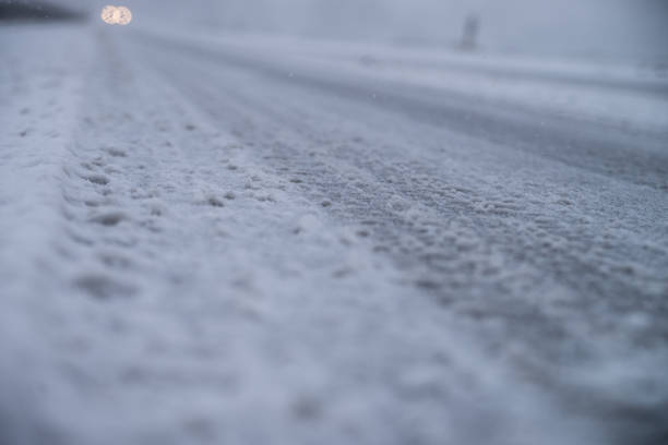 istock Winter traffic, in snowstorm Germany, Hesse 2017 891429592