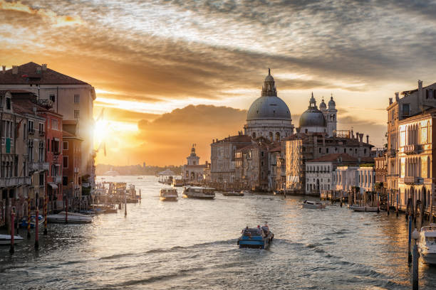 istock Sunrise over the Canal Grande 891456470