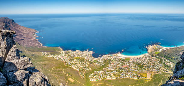 playa de la bahía de sudáfrica ciudad del cabo campos - south africa cape town panoramic the garden route fotografías e imágenes de stock