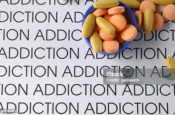 Foto de Vício Para Pílulas e mais fotos de stock de Comprimido - Comprimido, Cápsula, Dependência