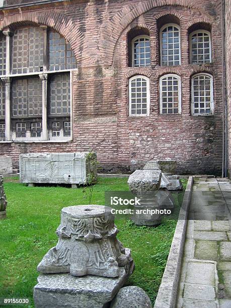 Courtyard A Haggia Sofia - Fotografie stock e altre immagini di Ambientazione esterna - Ambientazione esterna, Antico - Condizione, Architettura