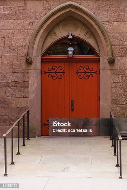 Iglesia De La Puerta De Entrada De Color Rojo Foto de stock y más banco de imágenes de Color - Tipo de imagen - Color - Tipo de imagen, Entrada, Fotografía - Imágenes - iStock Iglesia De La Puerta De Entrada De Color Rojo Foto de stock y más banco de imágenes de Color - Tipo de imagen - Color - Tipo de imagen, Entrada, Fotografía - Imágenes - iStock