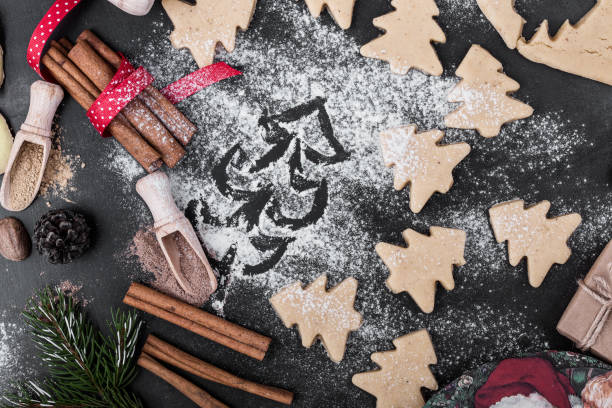 istock Christmas cookies and spices background 891605292