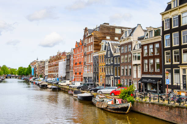 arquitectura de amsterdam, países bajos - 13603 fotografías e imágenes de stock