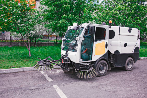 istock The special car cleans city road 891694358