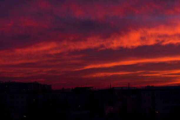 istock Sunrise in the city 891934396
