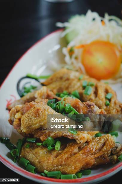 Fried Chicken Stock Photo - Download Image Now - Animal Body Part, Animal Skin, Animal Wing